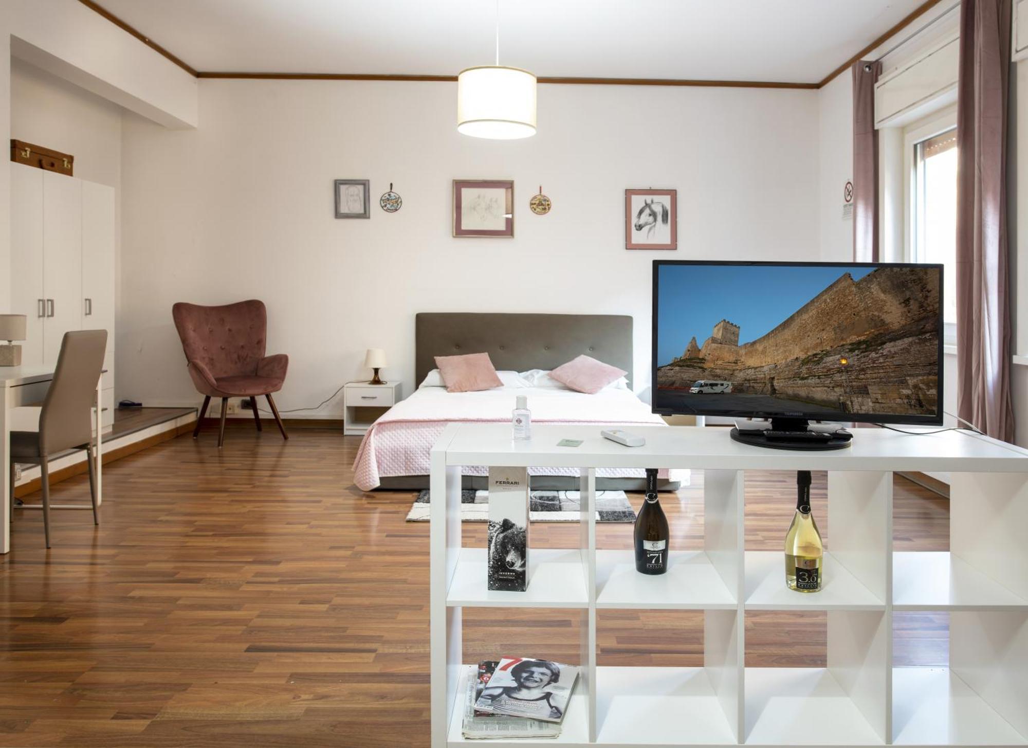 Doctor House Standard, Suites & Luxury Rooms Энна Экстерьер фото
