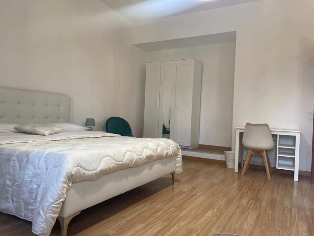 Doctor House Standard, Suites & Luxury Rooms Энна Экстерьер фото