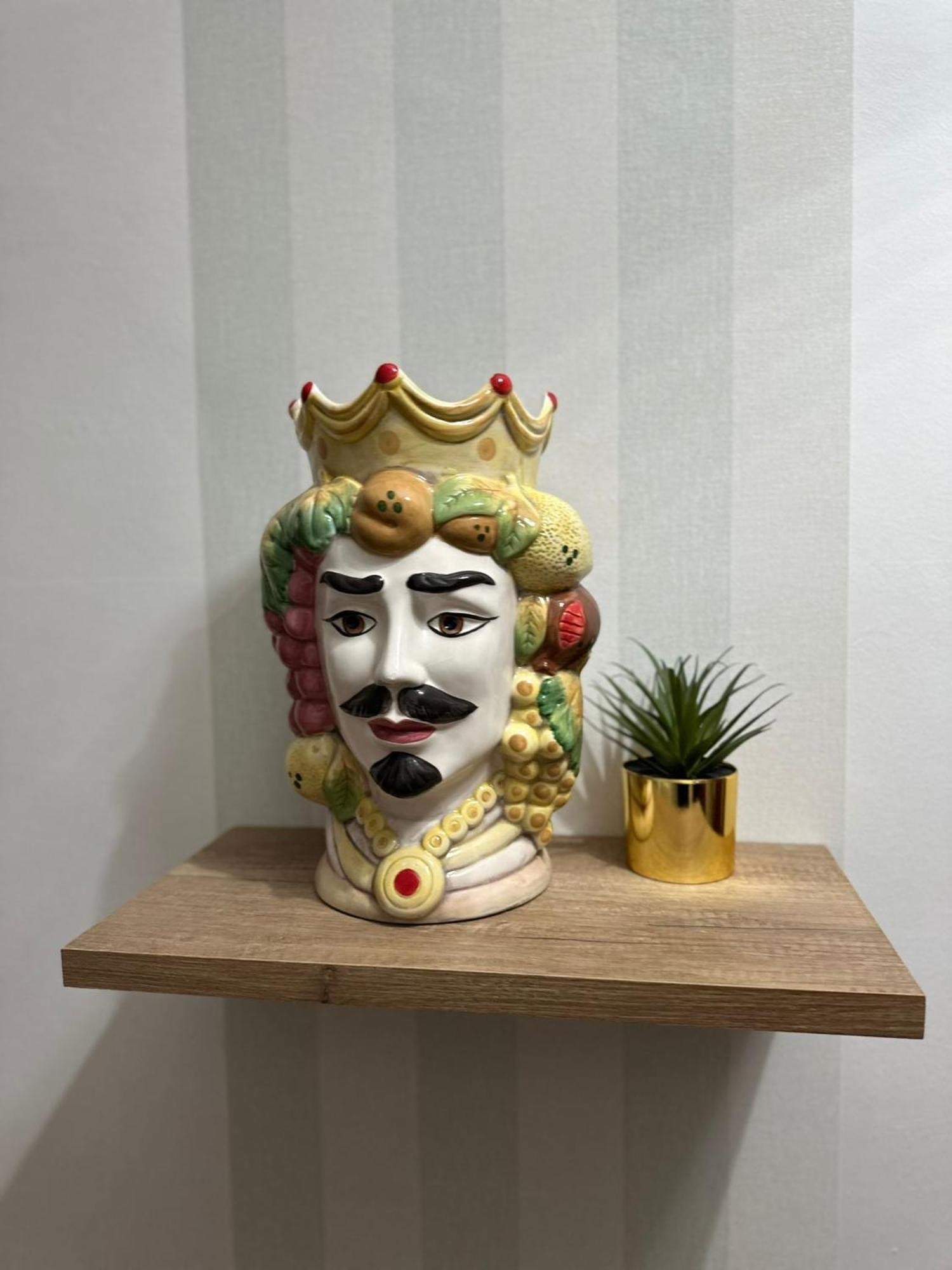 Doctor House Standard, Suites & Luxury Rooms Энна Экстерьер фото