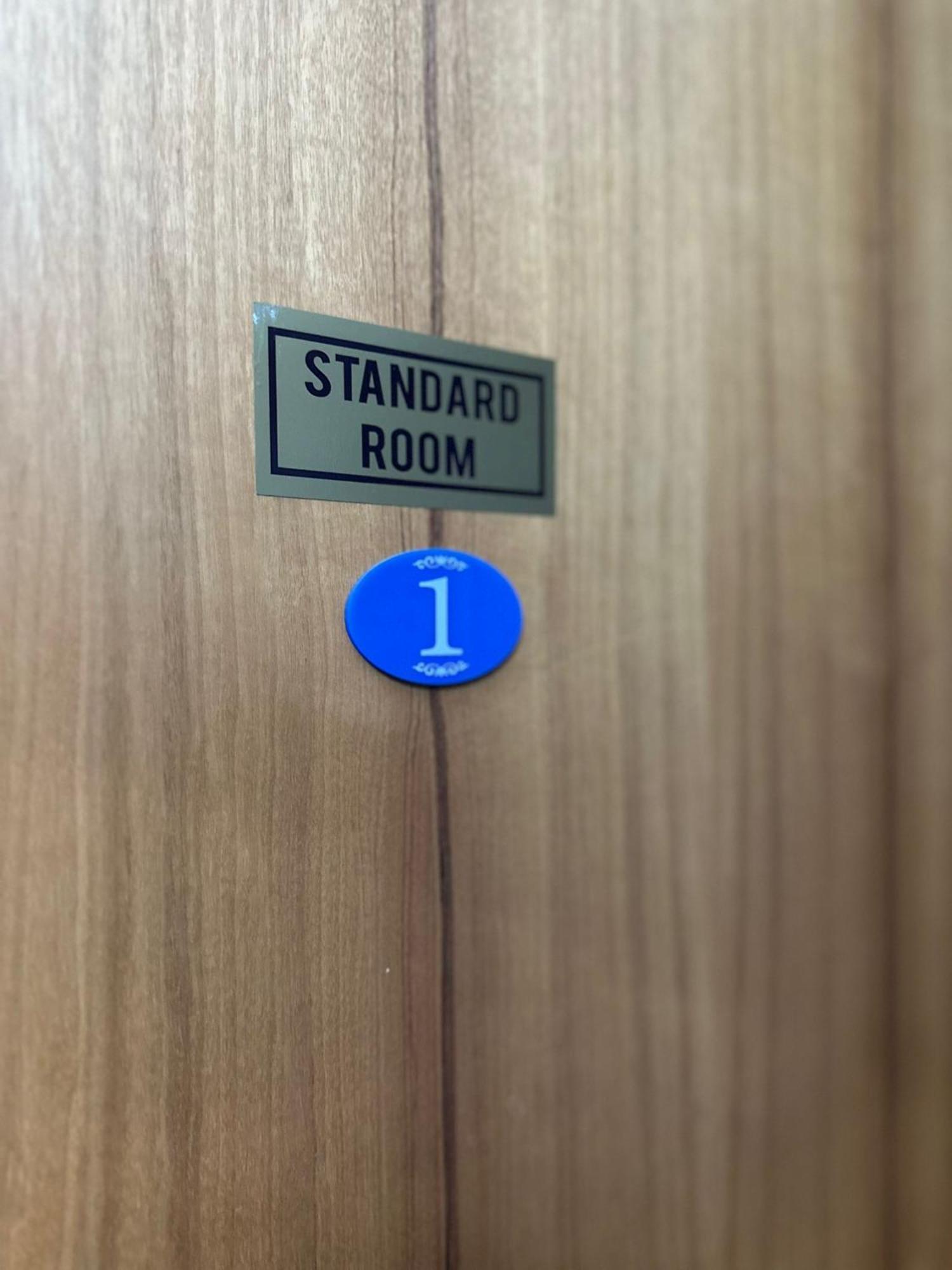 Doctor House Standard, Suites & Luxury Rooms Энна Экстерьер фото